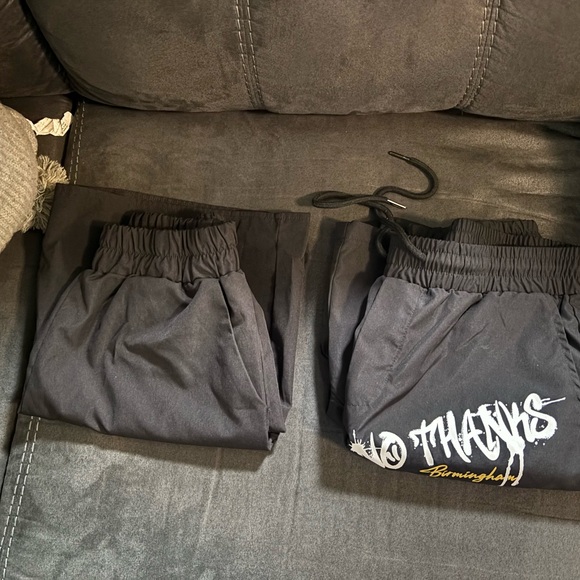ROMWE Black Graphic Joggers with White Print - Picture 1 of 11
